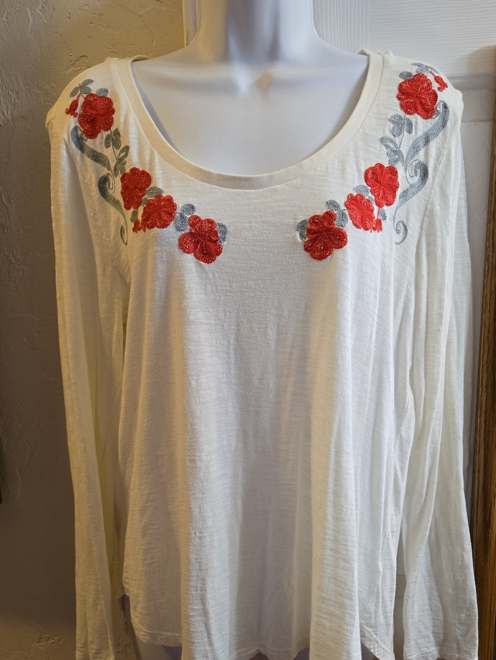 Lucky Brand Cream Long-Sleeve Scoop Neck Top with Red Floral Embroidery